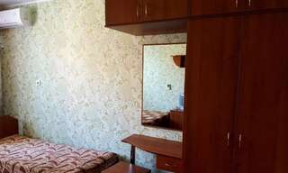 Хостелы Scarlet Sails Коблево Двухместный номер с 1 кроватью или 2 отдельными кроватями, общая ванная комната-6